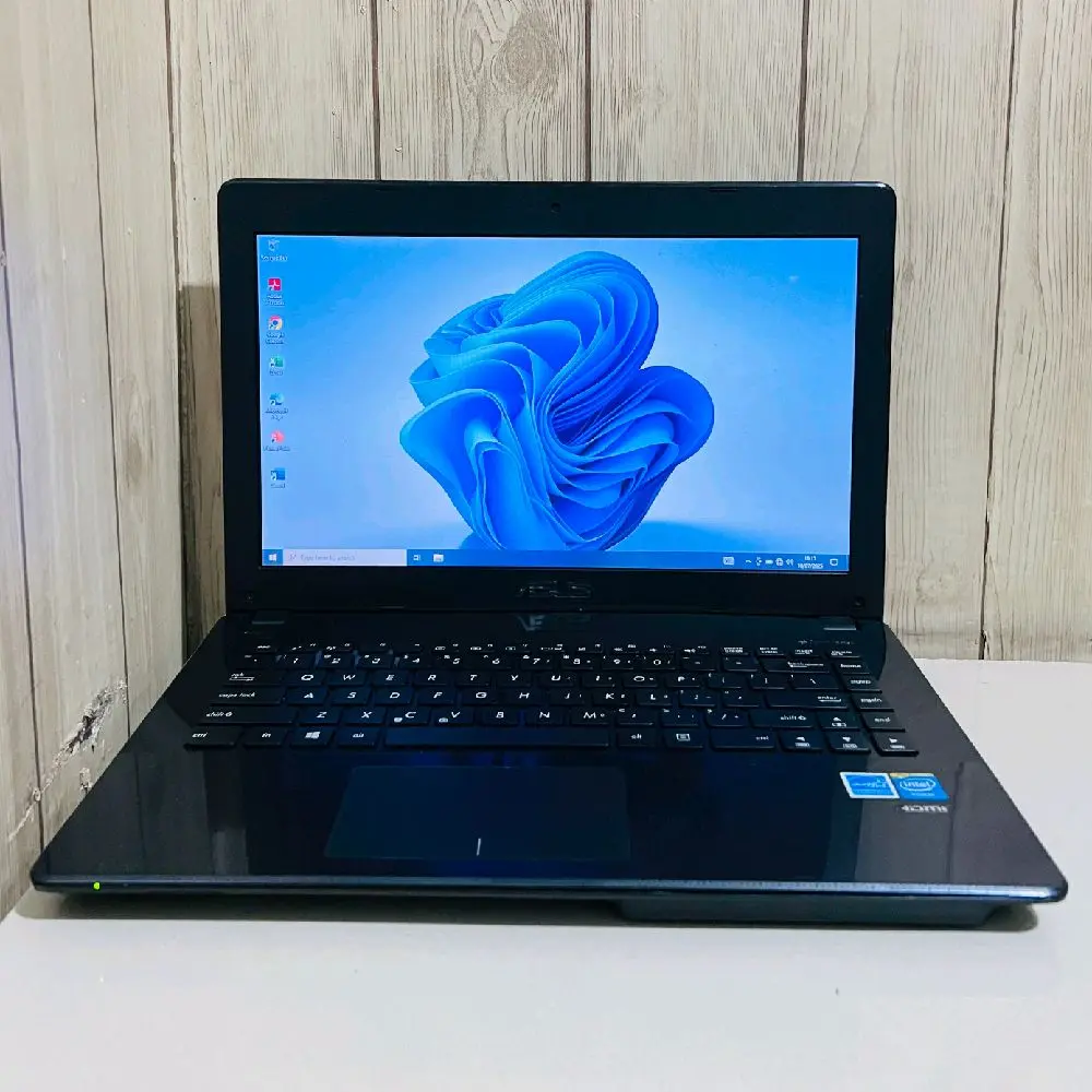 Laptop Asus X451 Celeron sudah Ssd siap pakai