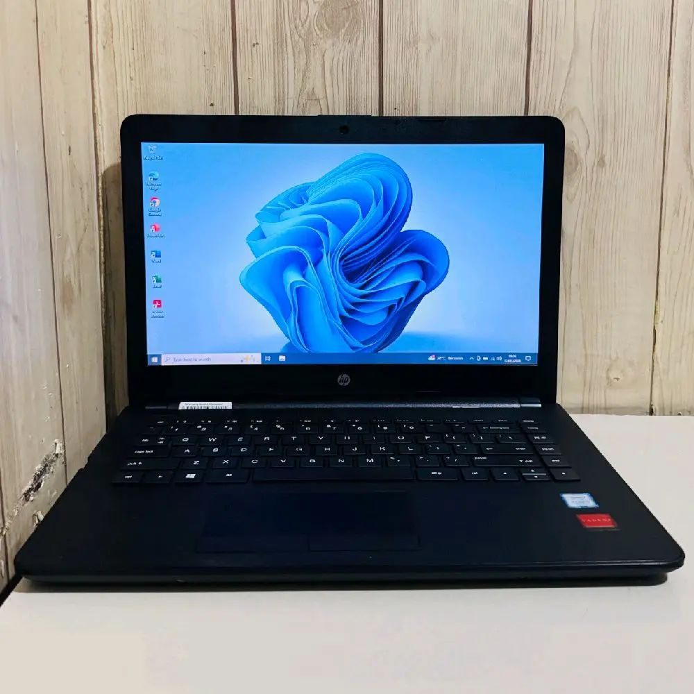 Laptop HP 14 Core i5 Gen 7 Dual VGA Ati Radeon Gaming Editing