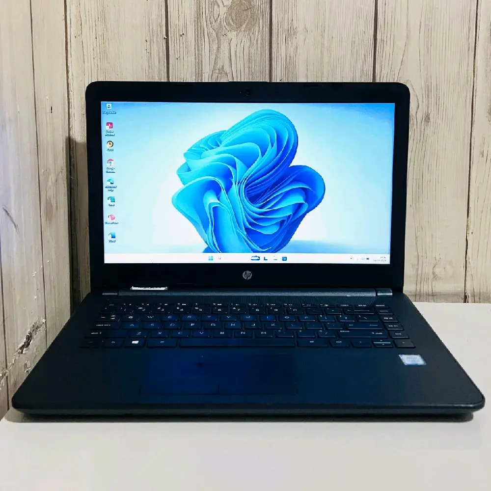 Laptop HP 14 Core i3 Gen 6 Slim Ram 8gb Ssd 256gb siap pakai