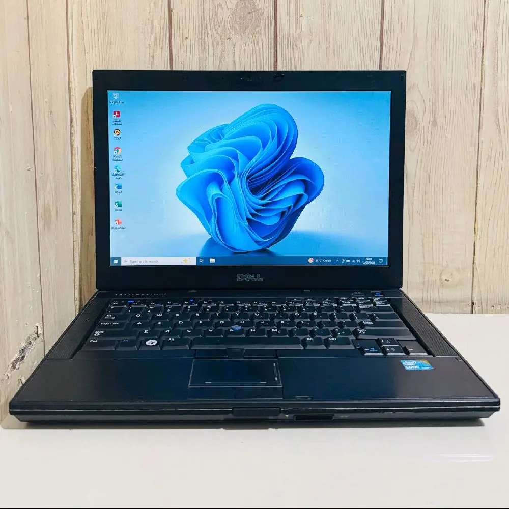 Laptop Dell E6410 Core i5 sudah SSD siap pakai kak