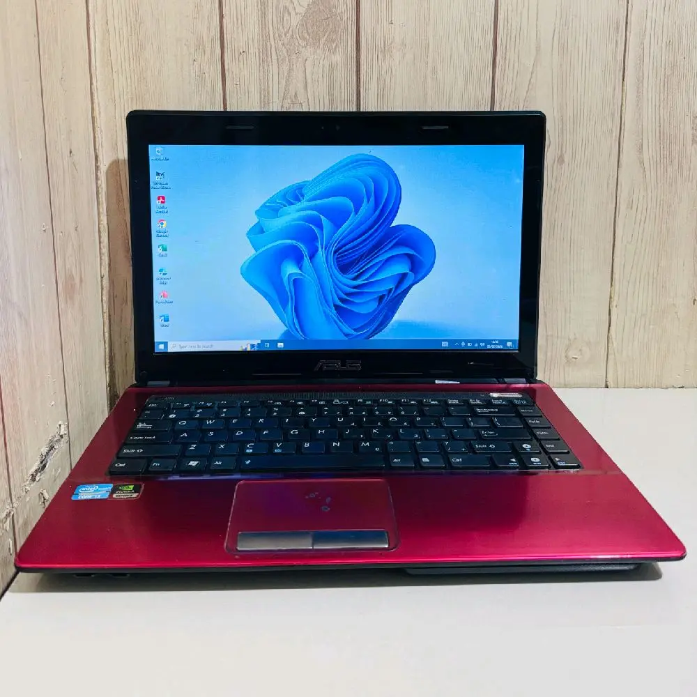Laptop Asus K43 A43 Core i3 Ram 4gb Ssd dual vga Nvidia siap pakai medium gaming editing